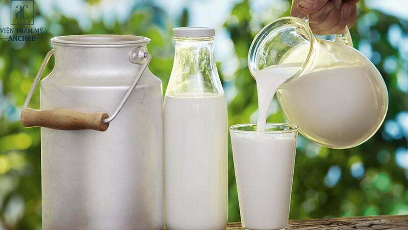 10 Cách tắm trắng bằng sữa tươi không đường Cực Kỳ hiệu quả