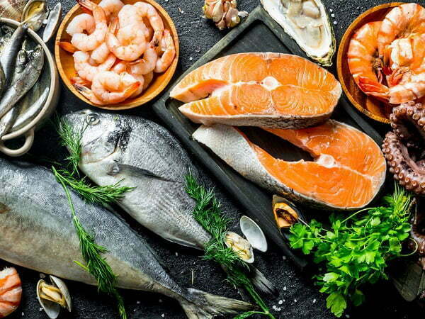 Phun môi kiêng cá bao lâu? Những thực phẩm bổ sung thay cá
