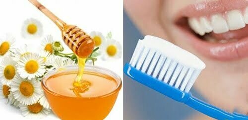 Cách trị thâm môi bằng mật ong kết hợp với kem đánh răng